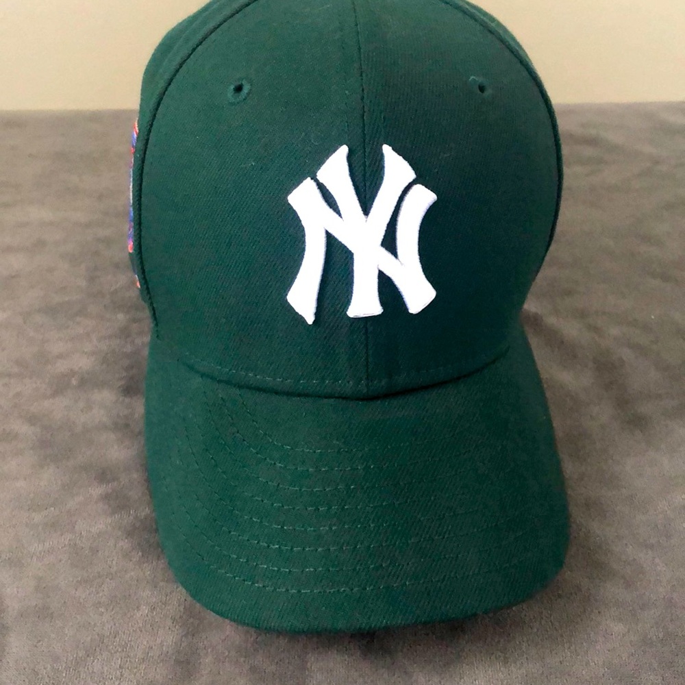 59Fifty NY Yankees 75th World Series Hat  made by New Era size 7 1/4